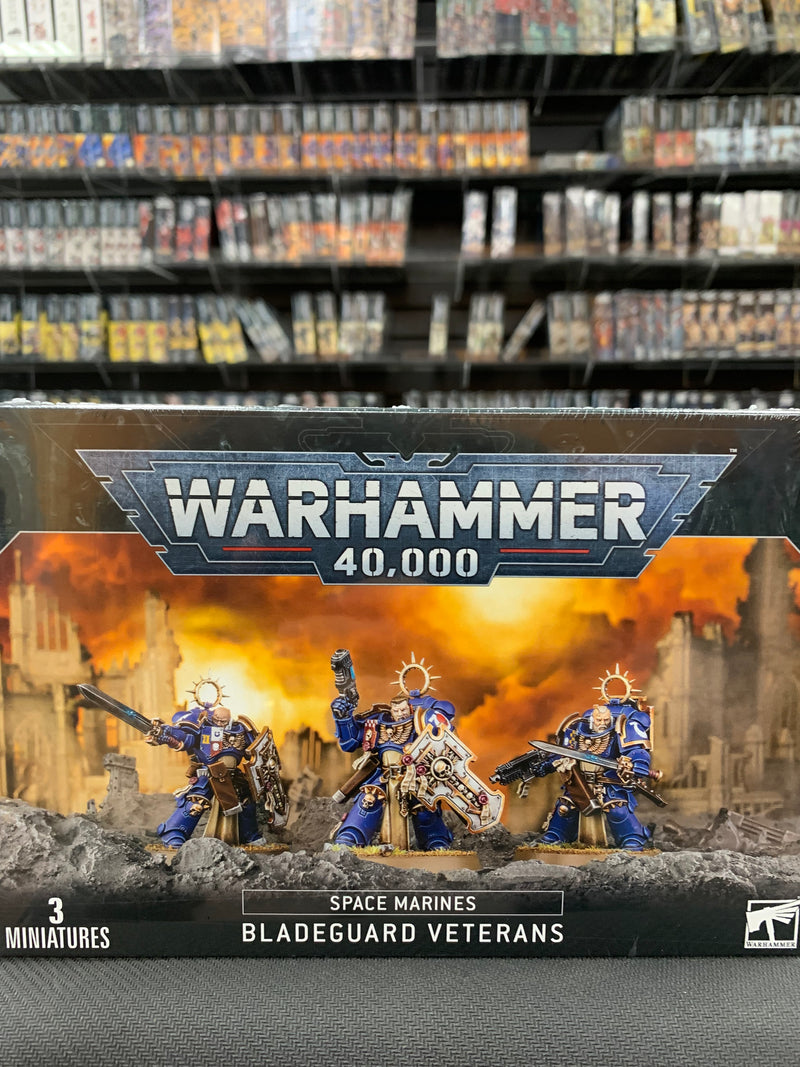 Warhammer 40,000 - Space Marines: Bladeguard Veterans - Deskové hry Warhammer 40,000 - Space Marines: Bladeguard Veterans - Deskové hry